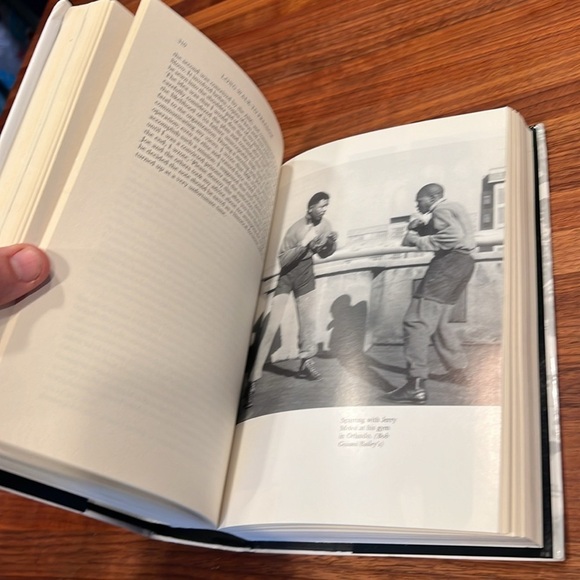 Long Walk to Freedom: Autobiography of Nelson Mandela - Hardcover - Picture 4 of 4